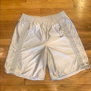 Men’s Nike Shorts XL